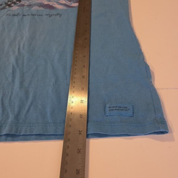 Life Is Good Medium Crusher Tee Blue V-Neck “Purple Mountains Majesty” T-Shirt - Picture 5 of 9